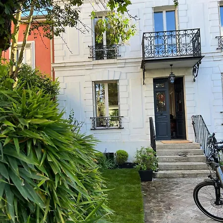 Particulier -limitrophe Paris Villa *